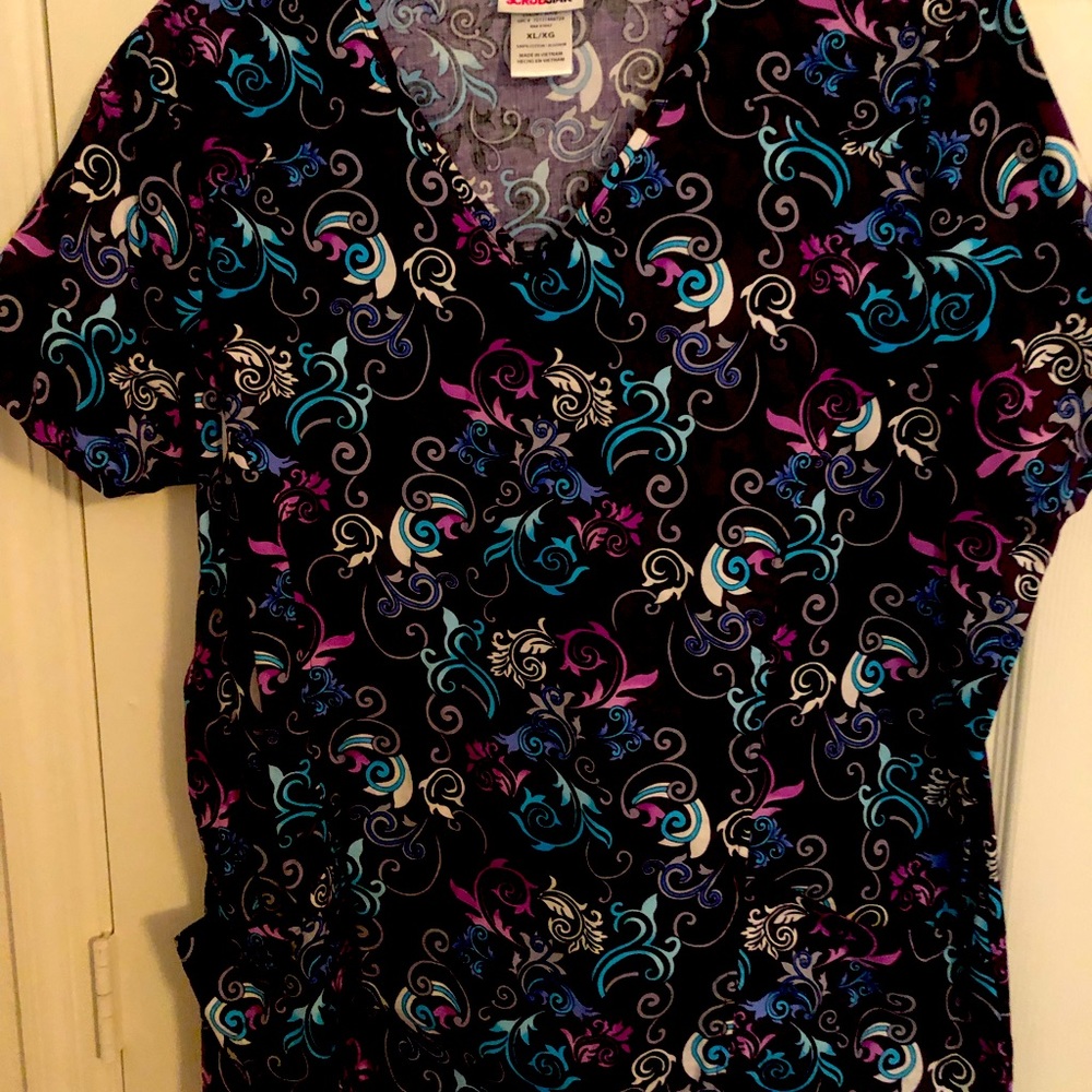 ScrubStar XL Multicolor Uniform Top